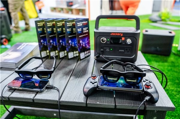 VITURE携手英伟达/斯坦福大学 CES展示XR+AI生命科学新突破